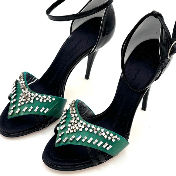 Giuseppe Zanotti TAZ sandal - special order - 35 - Picture 1 of 12